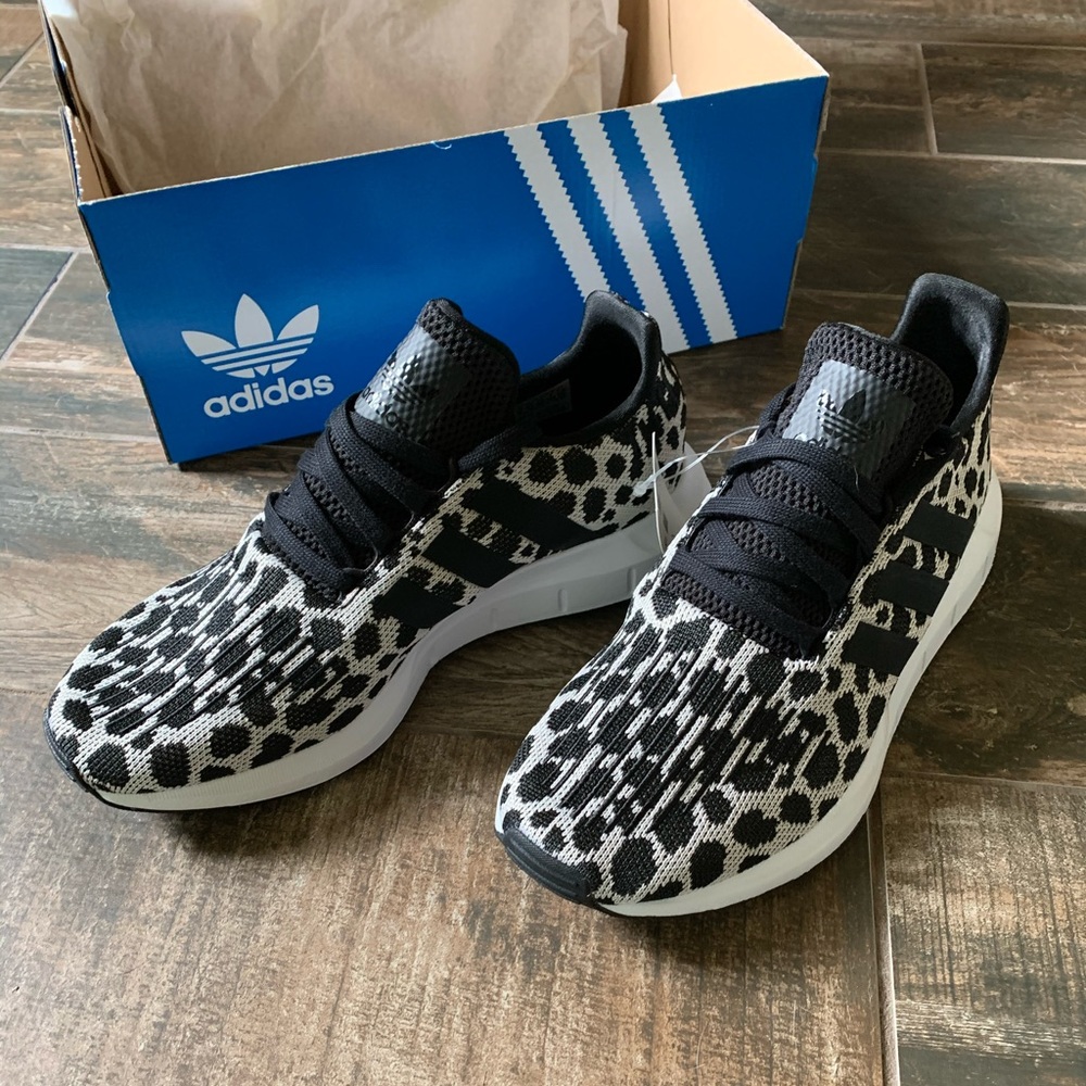 Adidas Swift Run Leopard